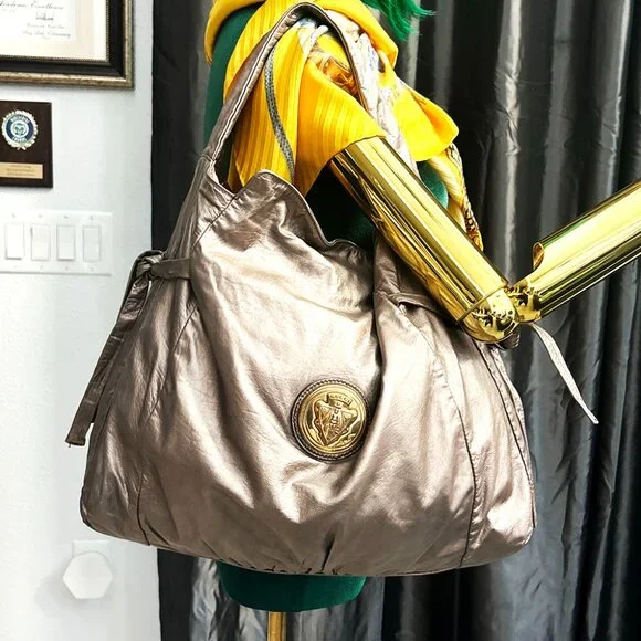 GUCCI Hysteria Fold-over Metallic Hobo Bag - Picture 14 of 14